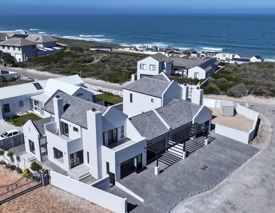 3 Bedroom Property for Sale in Yzerfontein Western Cape